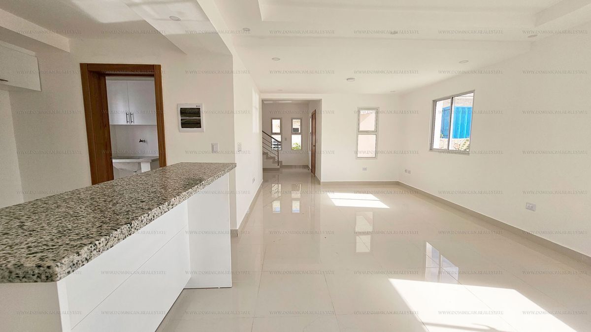 12 de 27: Casa de 3 Dormitorios en Venta Bavaro 12