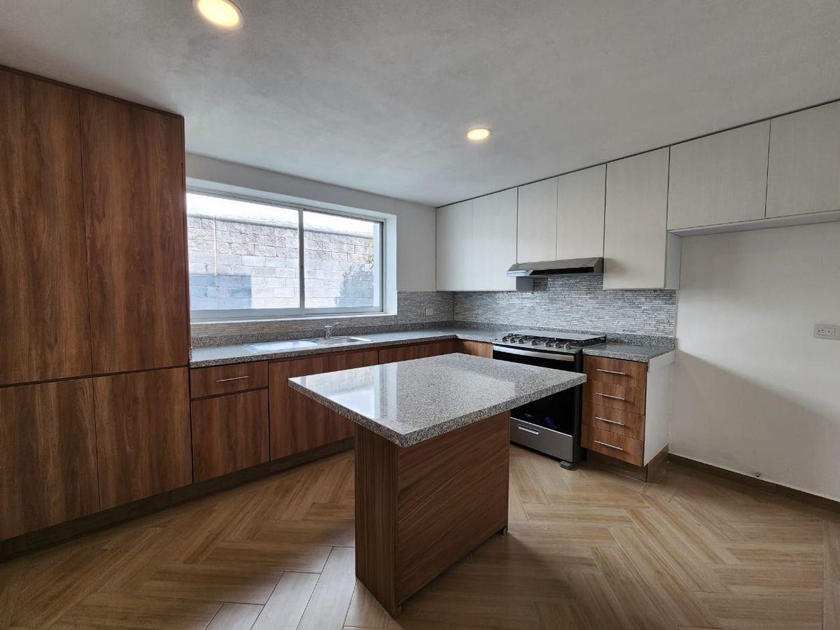 COCINA EQUIPADA