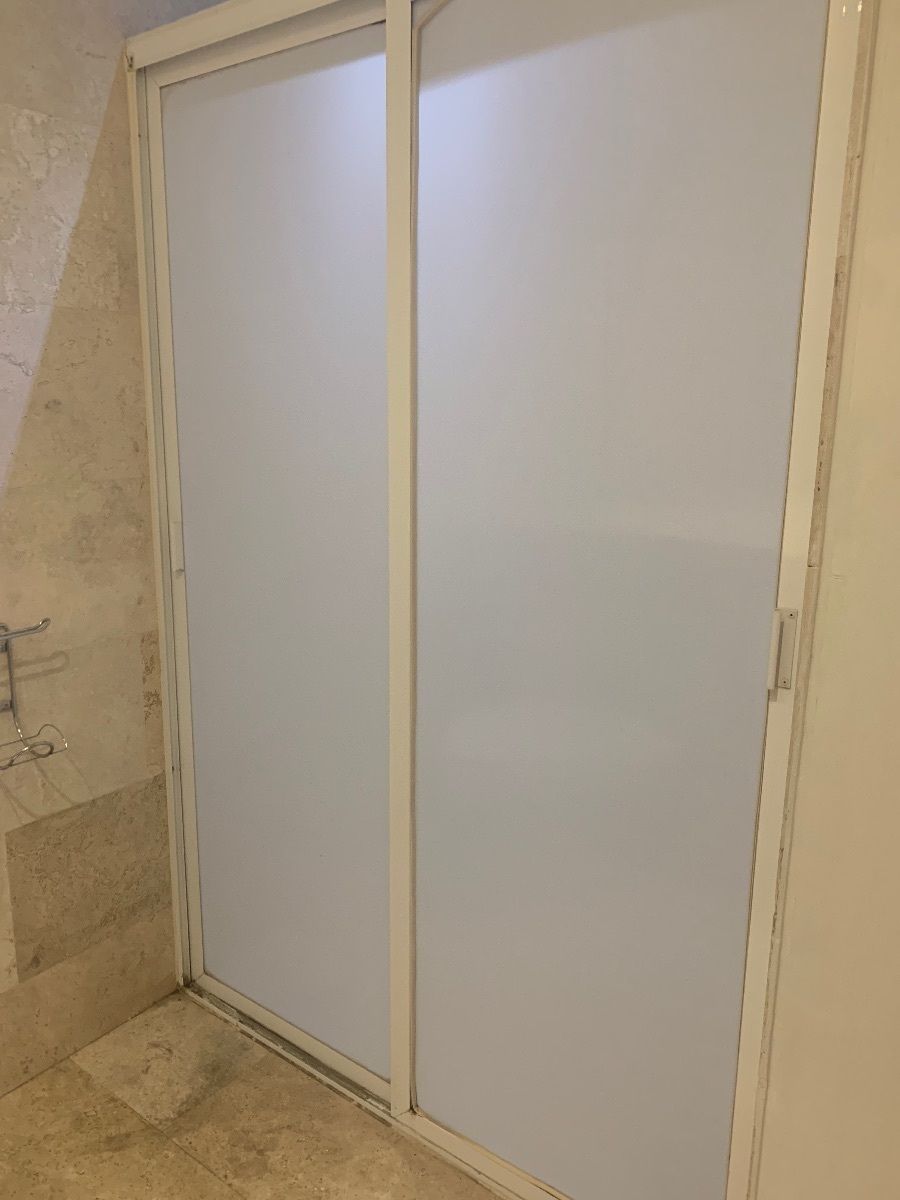 21 de 30: Regadera baño 2