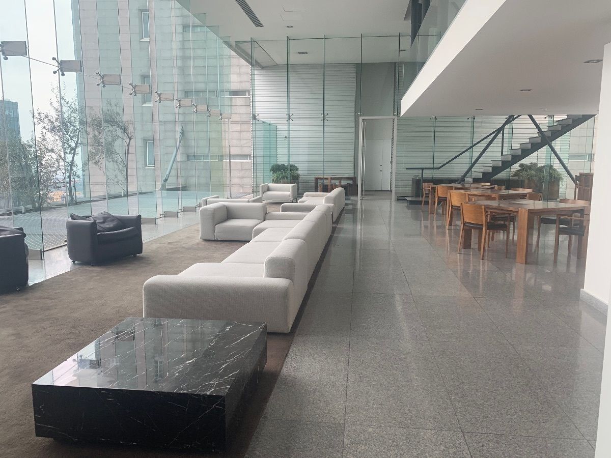 25 de 30: Sky lounge