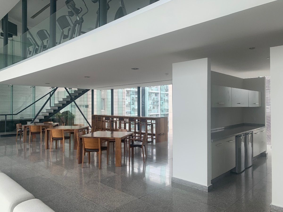 27 de 30: Sky lounge