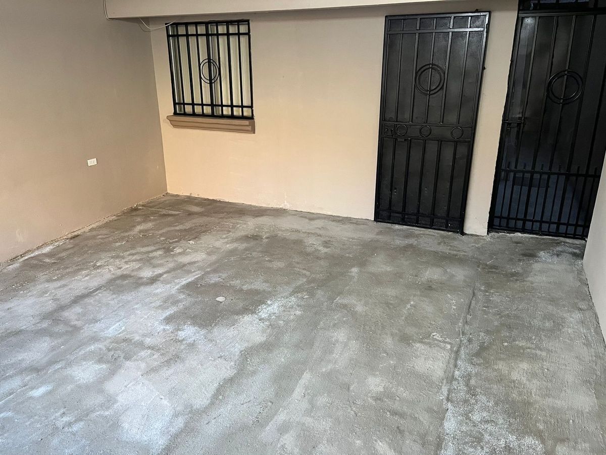 3 de 28