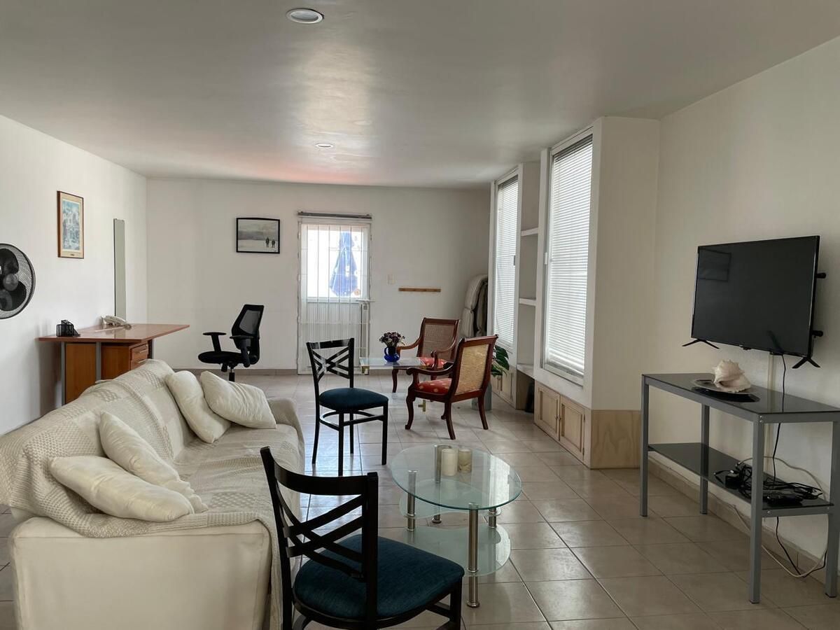 https://assets.easybroker.com/property_images/3818329/93395610/EB-NQ8329.jpg?version=1753299531