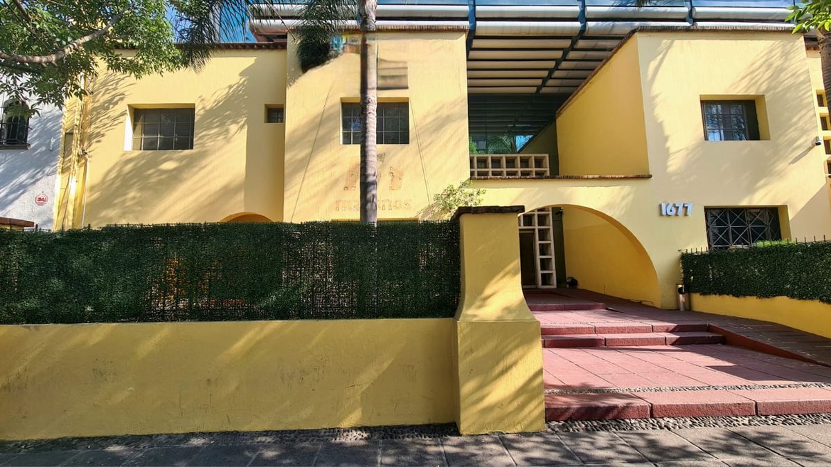 4 de 34