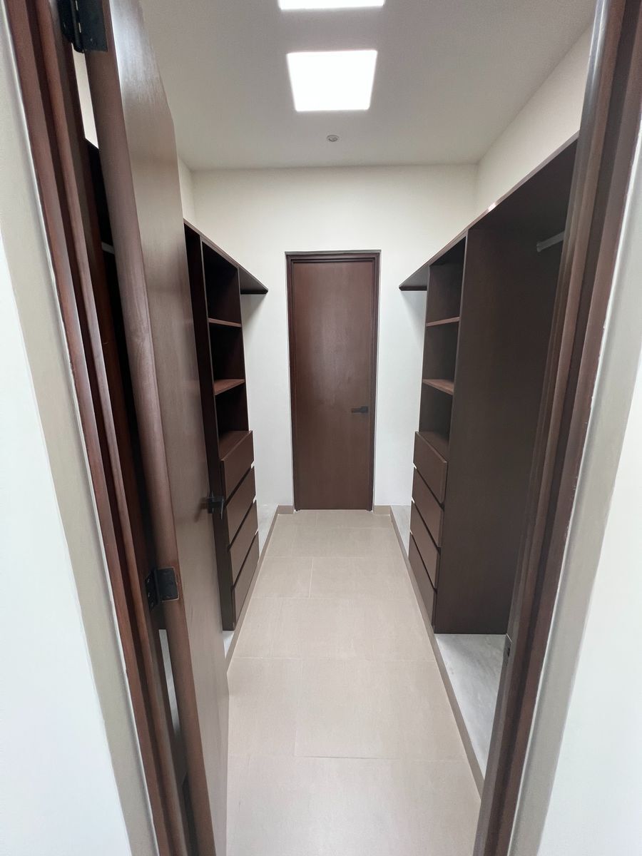 19 de 21: CASA MUESTRA