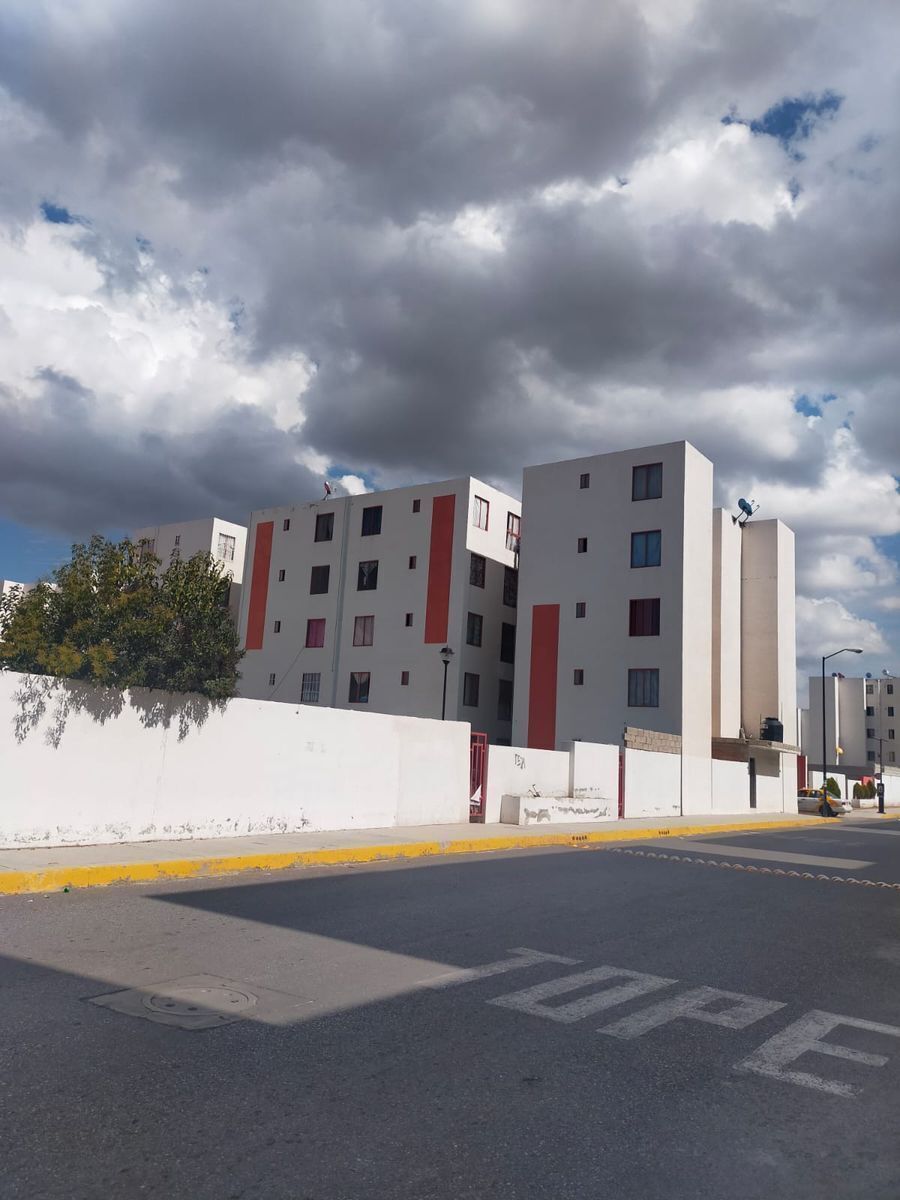 2 de 12: CALLE
