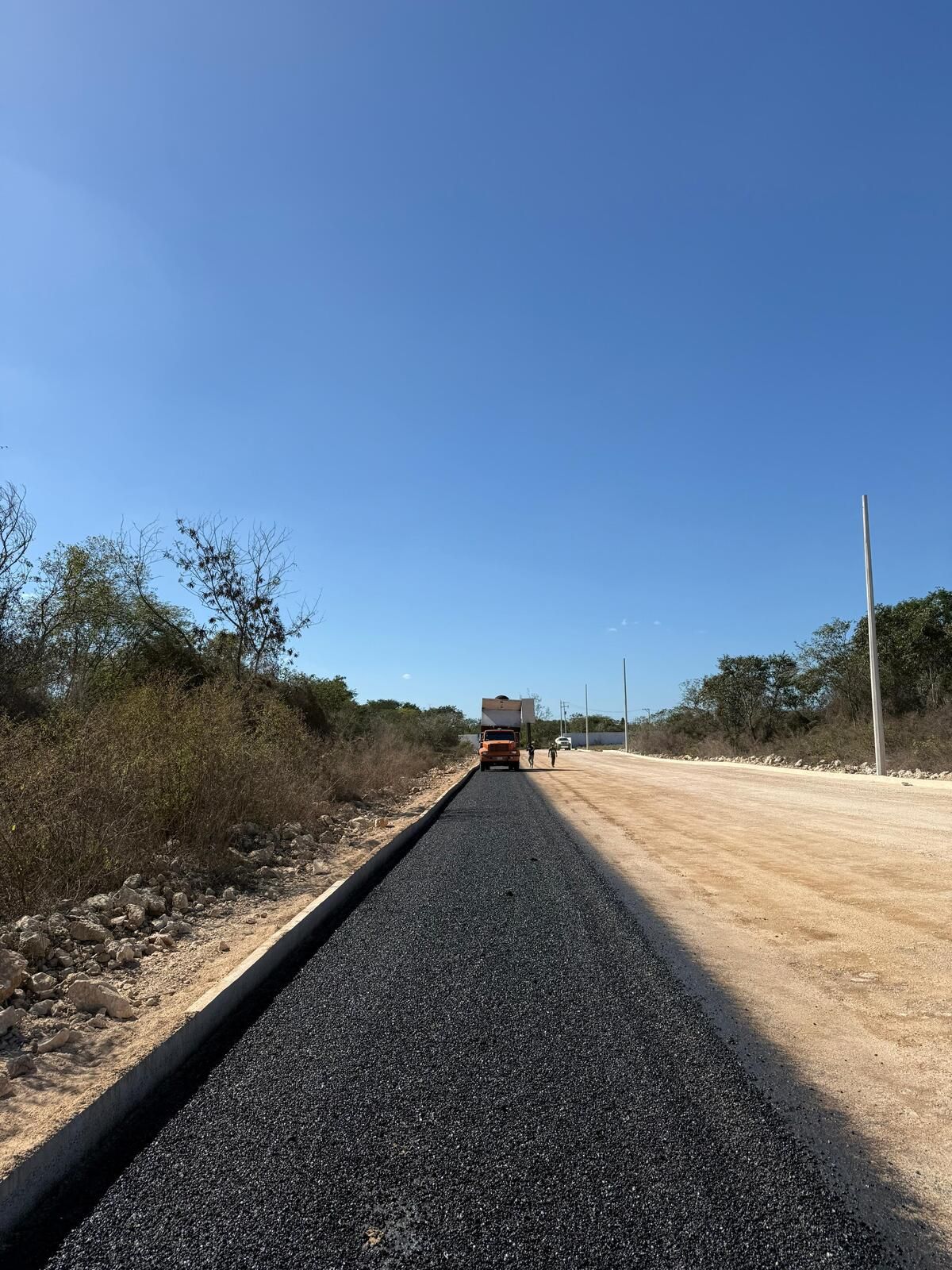 Terreno industrial carretera Uman