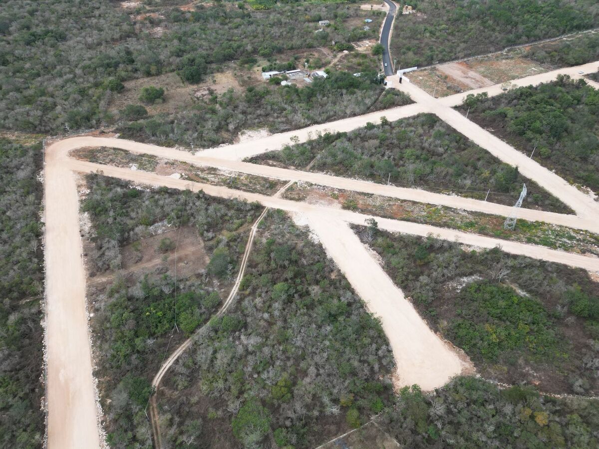 Terreno industrial carretera Uman