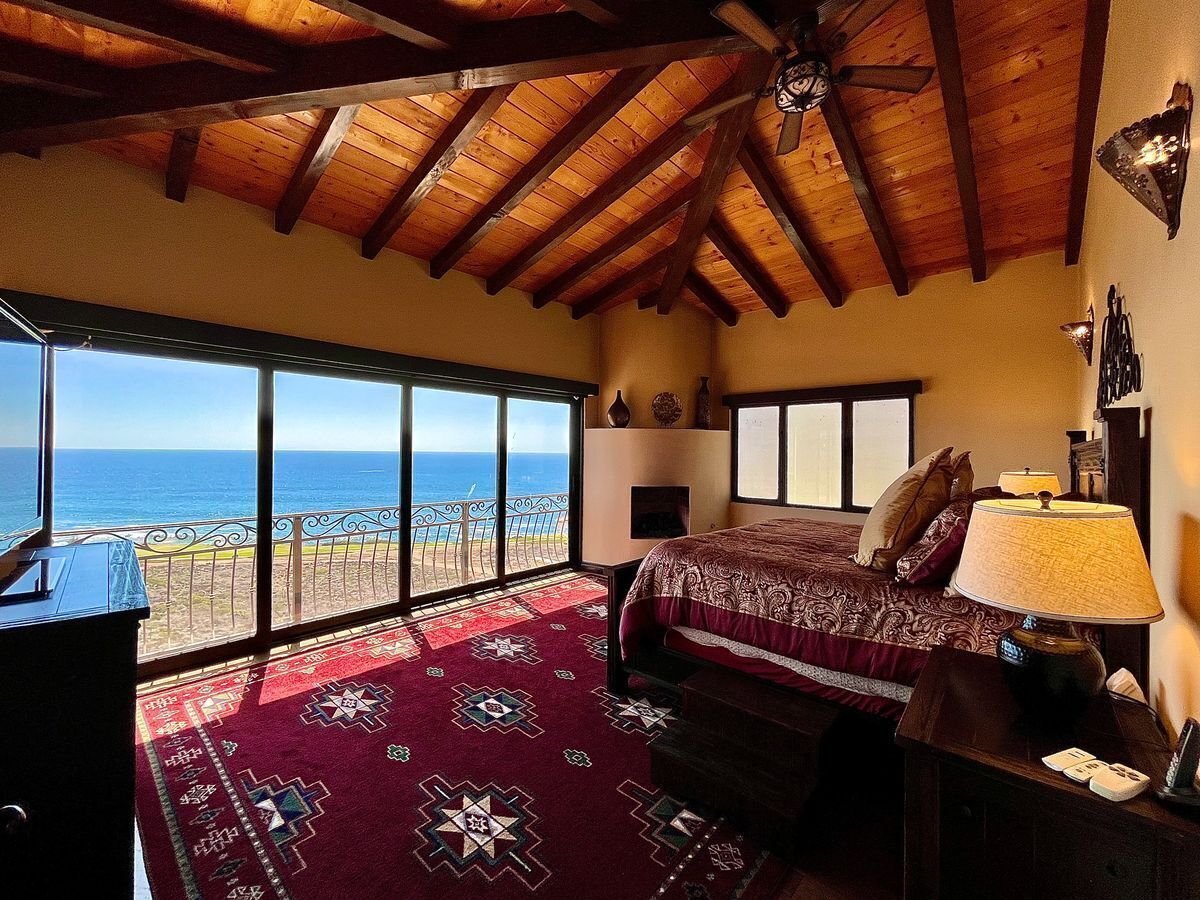habitacion principal con vistas al oceano