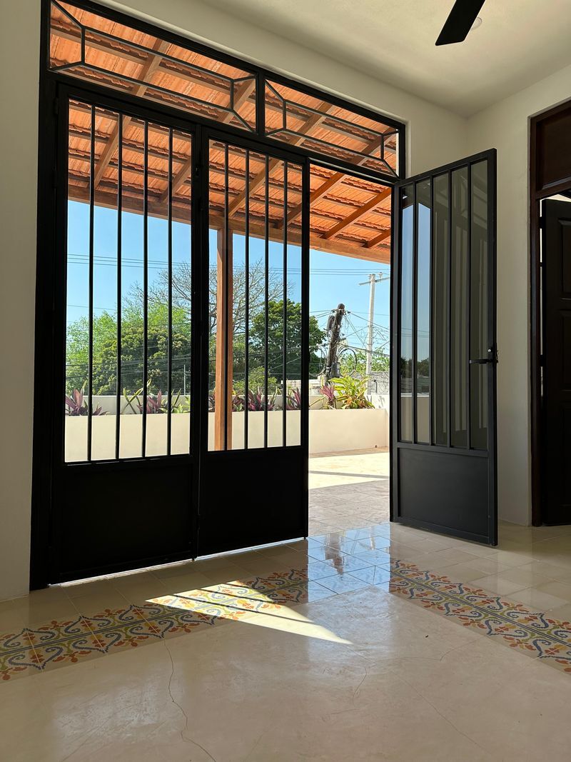 9 de 14: Balcón, Habitación Principal