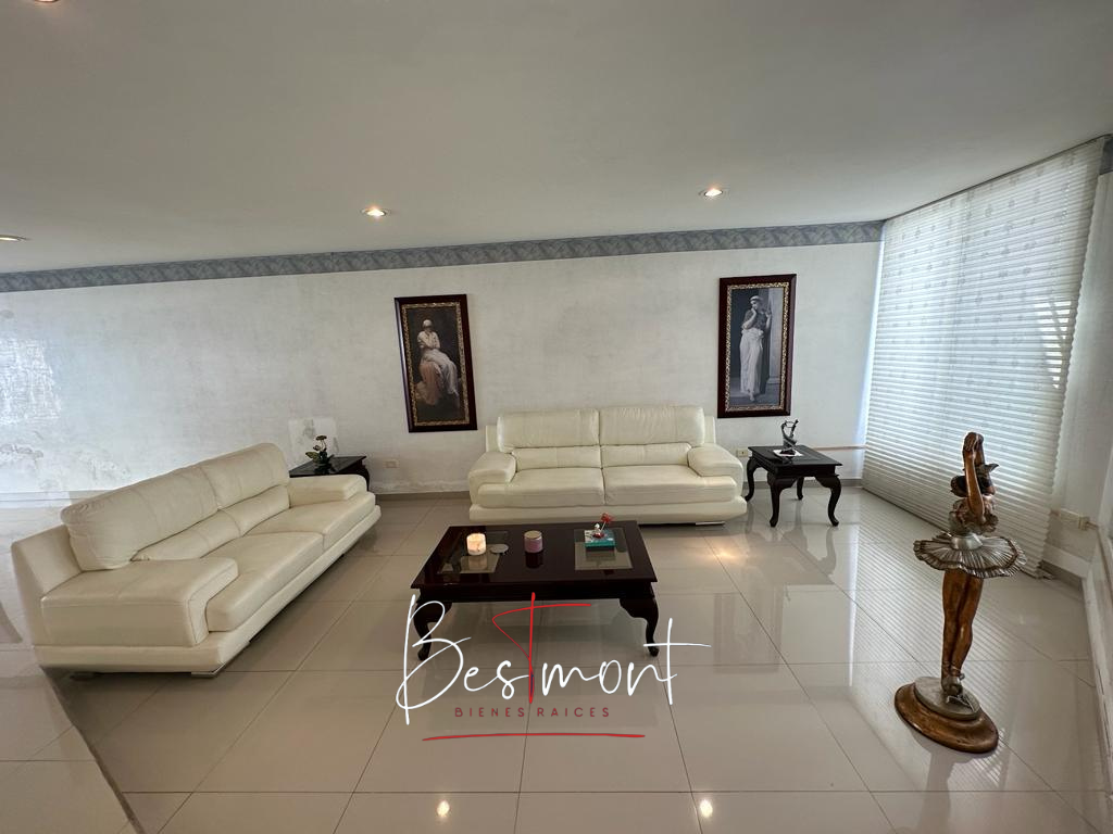 4 de 37: Sala