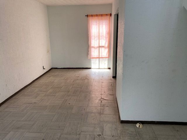 3 de 13: Entrada sala/ comedor.