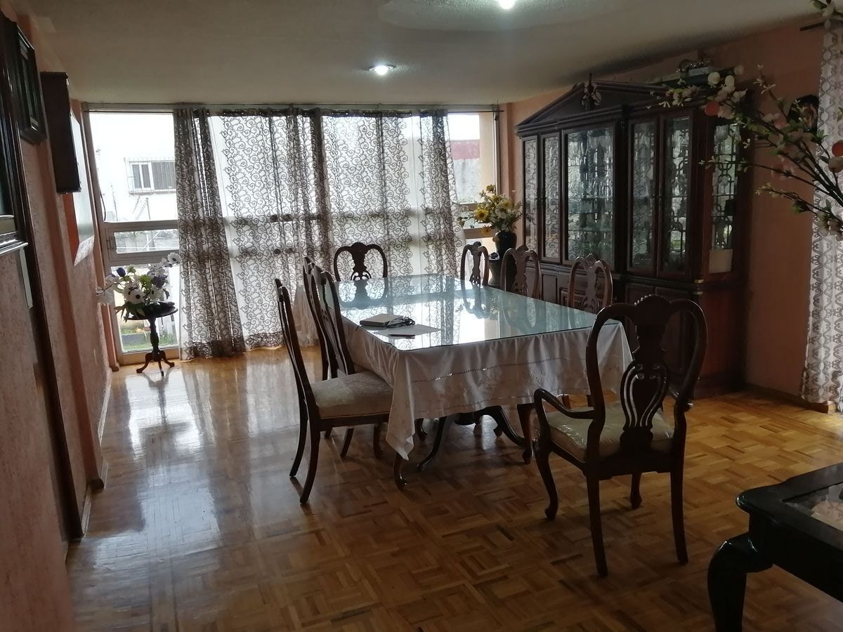 Casa Venta en Callejón De Las Flores, Barrio San Francisco - foto 4