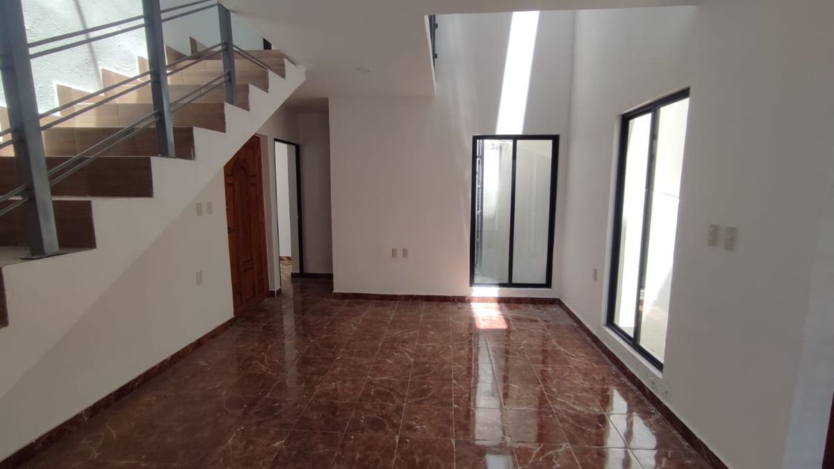 House in San Felipe Ecatepec, San Cristóbal de Las Casas, photo 2 of 8