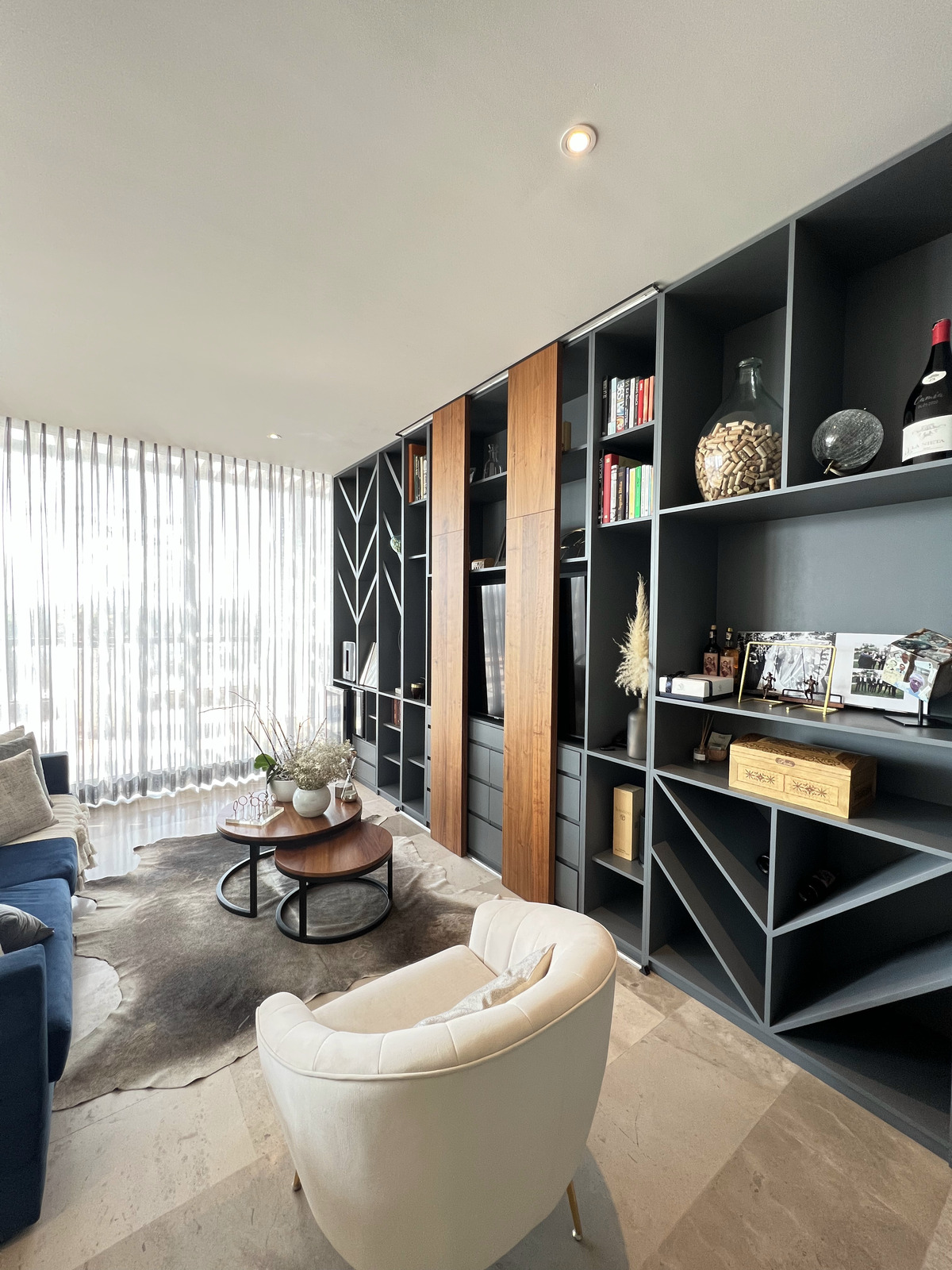 3 of 28: Sala / Área Social