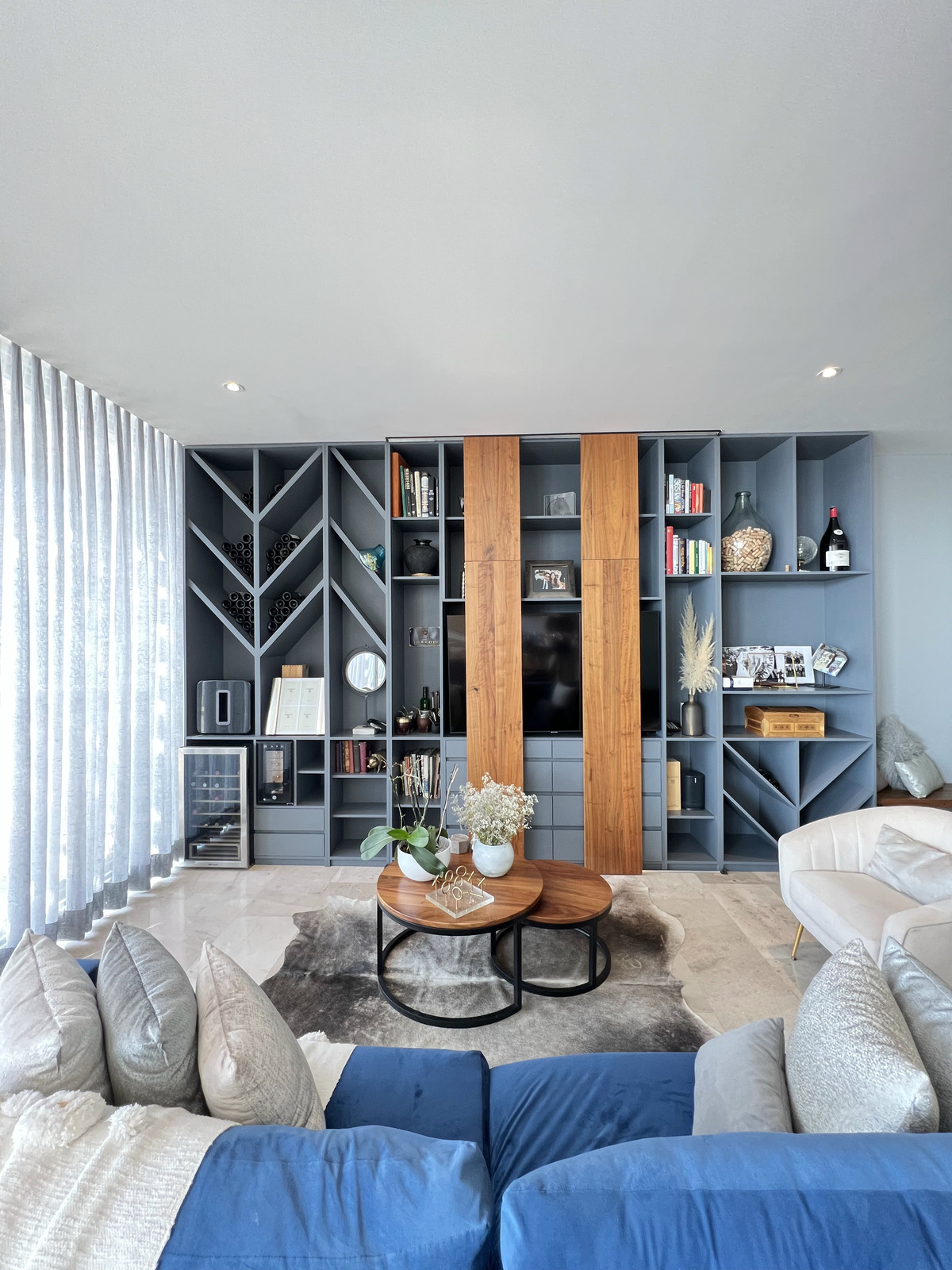 2 of 28: Sala / Área Social