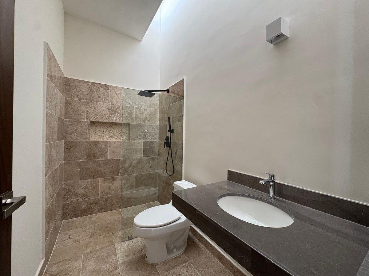 House in Gated Community in Las Margaritas de Cholul, Mérida, photo 30 of 42