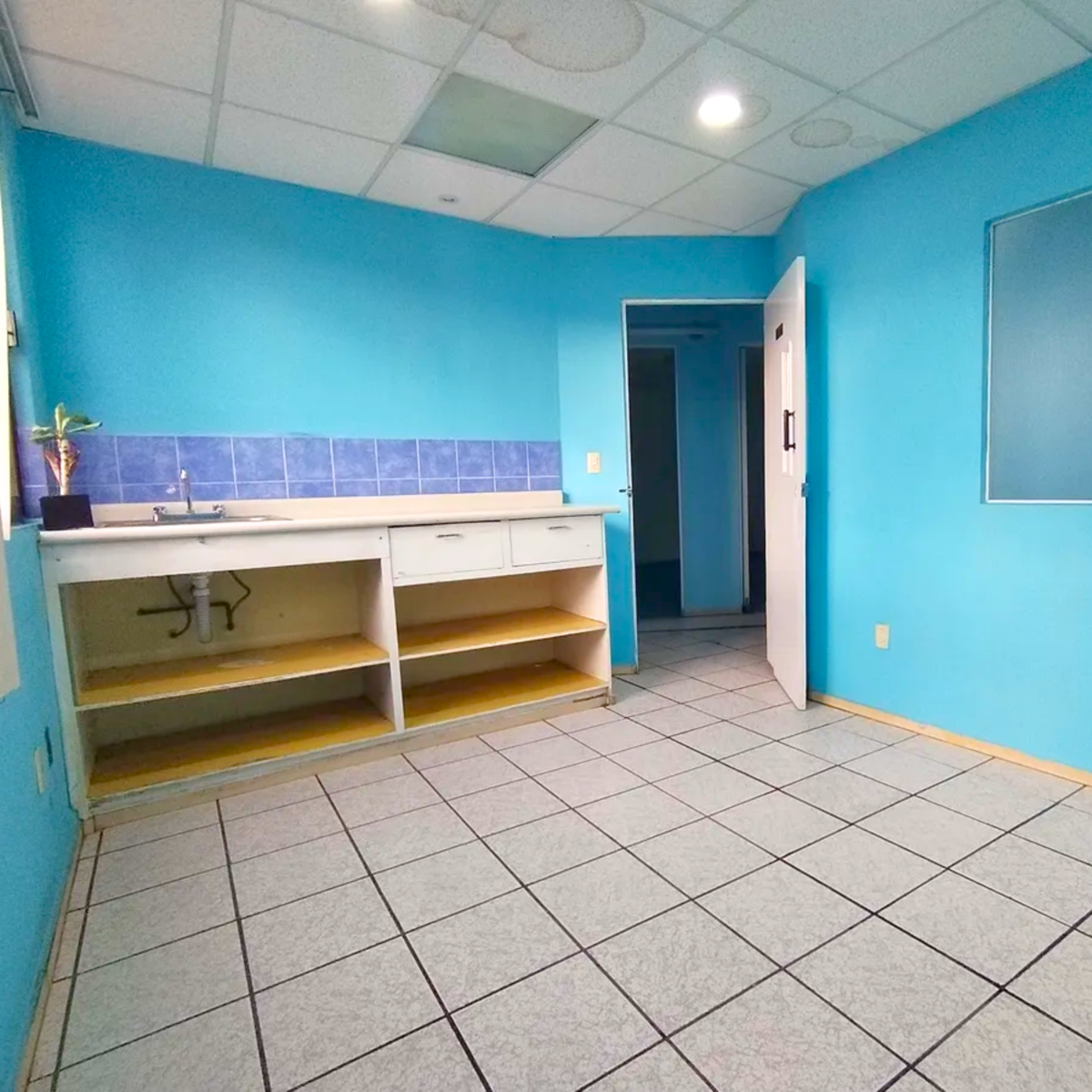 28 de 37: CUBICULO NO. 5