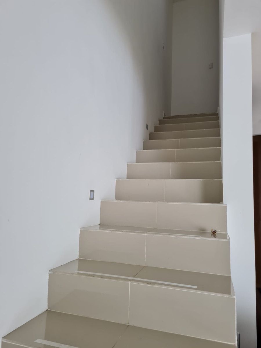 5 de 17: Escaleras