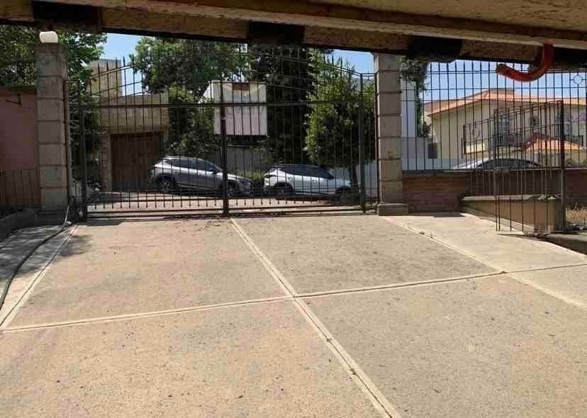 VENDO CASA CERRADA BOSQUE DE LAS LOMAS - foto 2