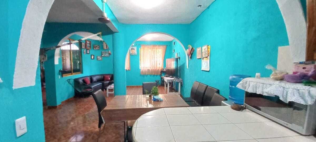 Casa en el Centro Zihuatanejo, Gro. Solo Contado. 5-9-11