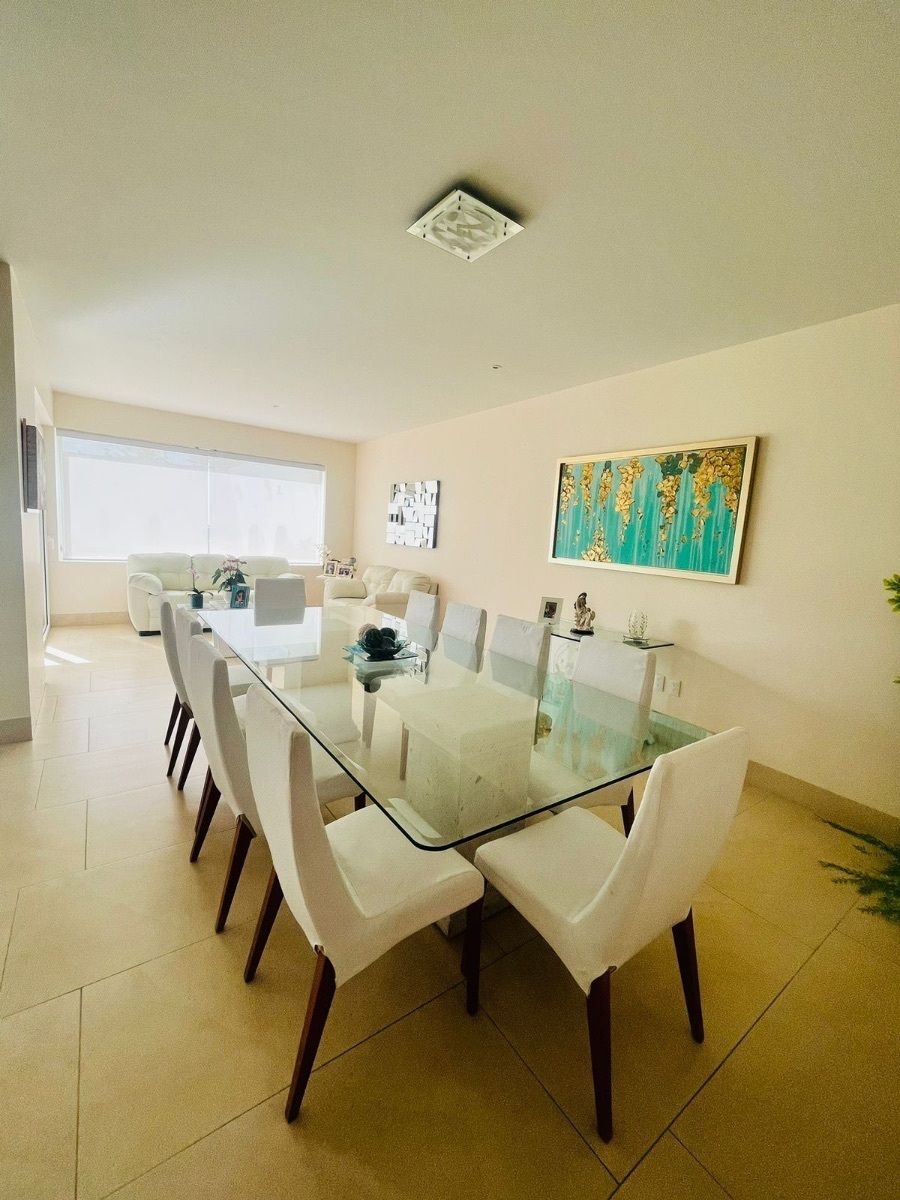 Casa en La Campiña del Bosque, León, foto 3 de 21