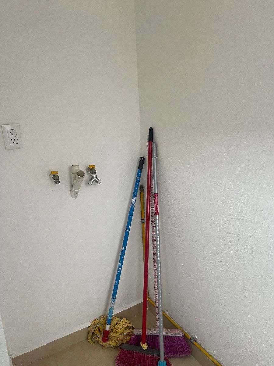 8 of 19: Instalación para lavadora