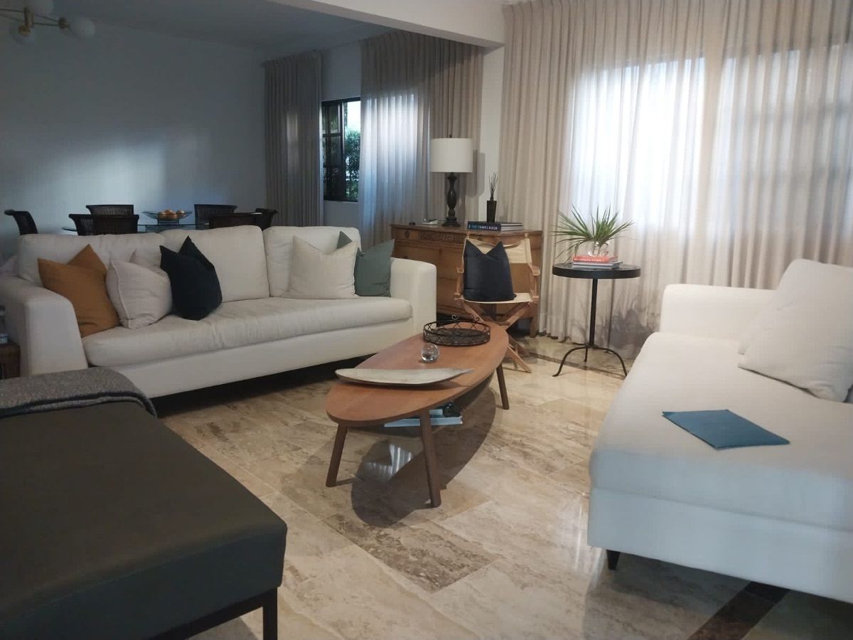 20 de 23: Sala