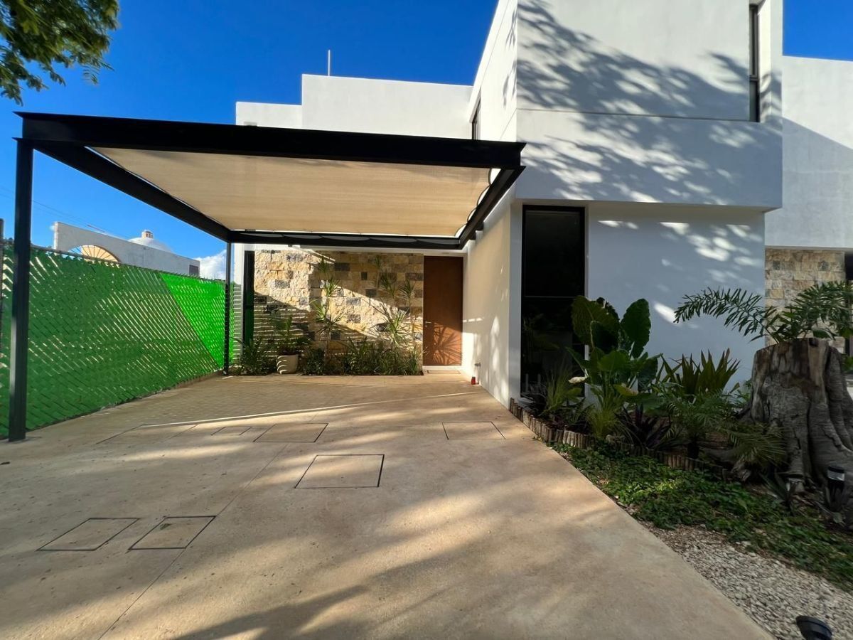 Casa en venta en privada, Chuburná de Hidalgo., foto 1 de 14