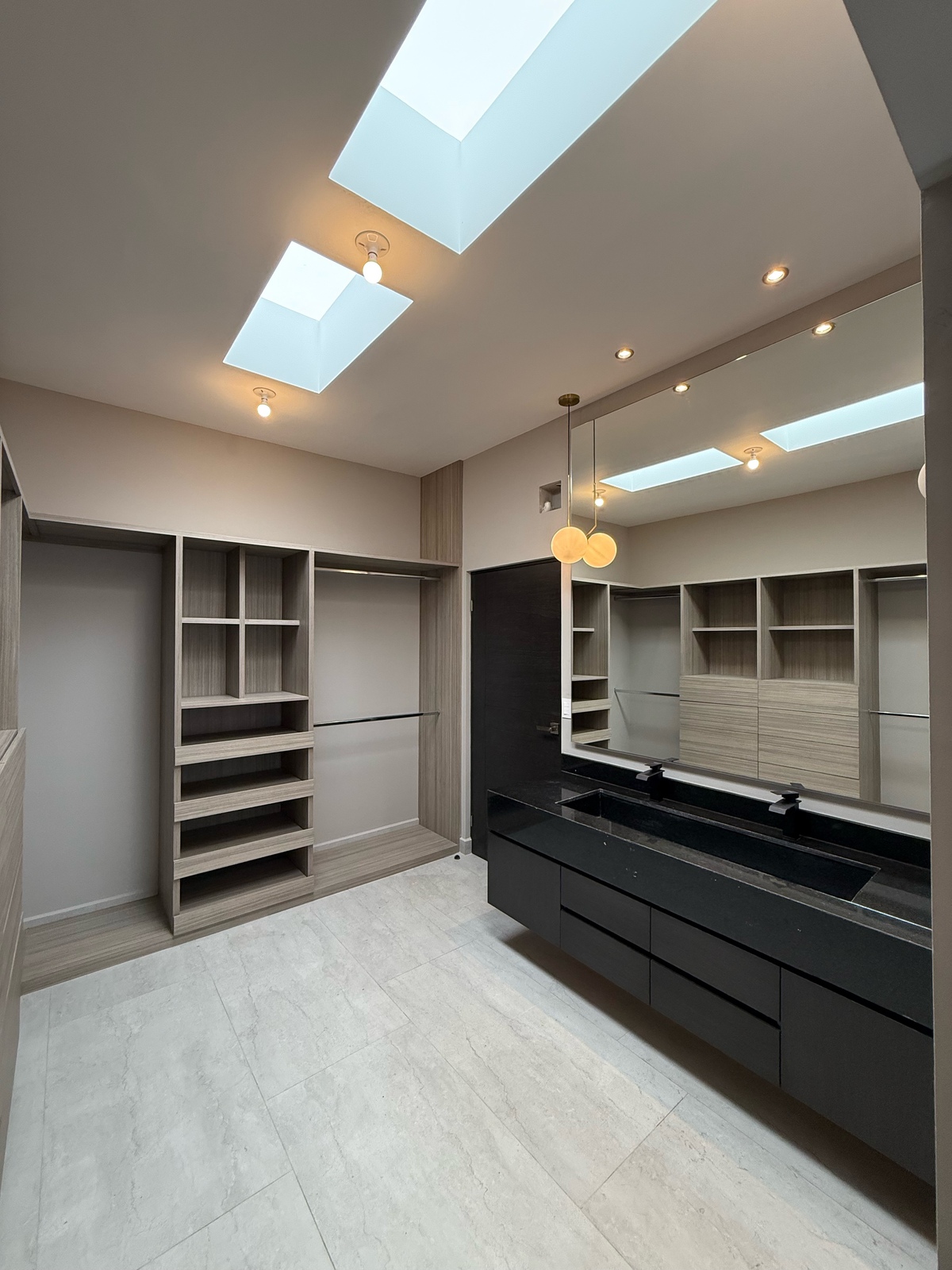 3 of 27: Closet