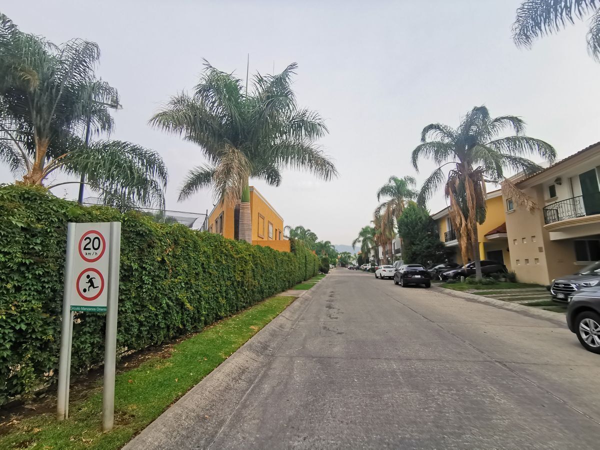 31 de 32: Calles de la privada