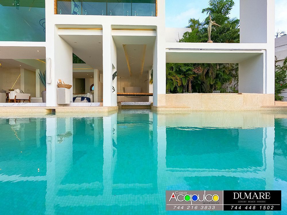 4 de 35: Punta Arena, Marina Brisas.
Casa Acapulco y Dumare.