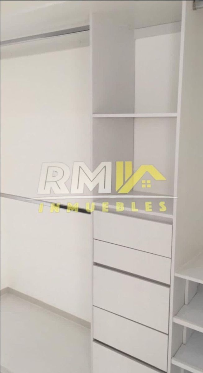 9 de 44: Closet nuevo