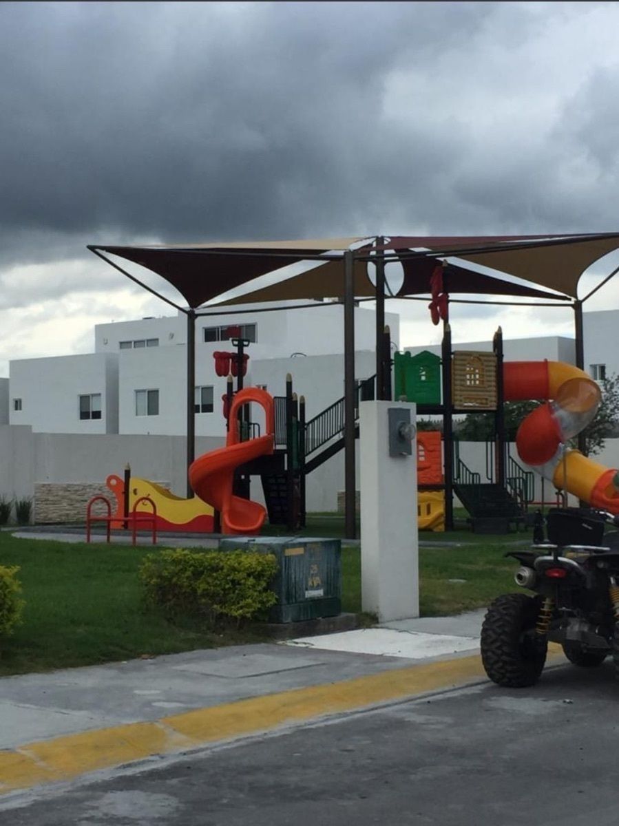 16 de 44: Juegos infantiles