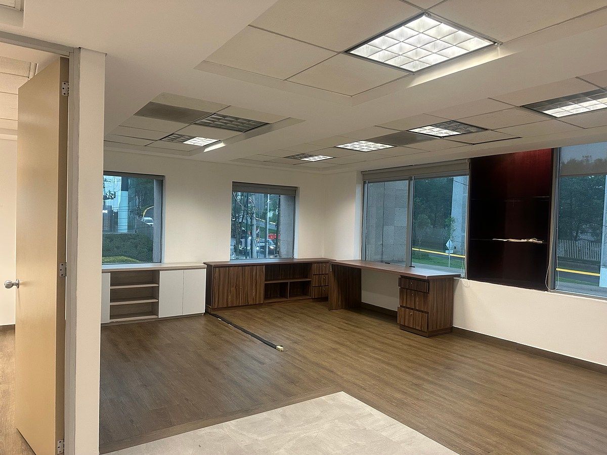 Sala Comercial em ZEDEC Santa Fe, Álvaro Obregón, foto 15 de 24