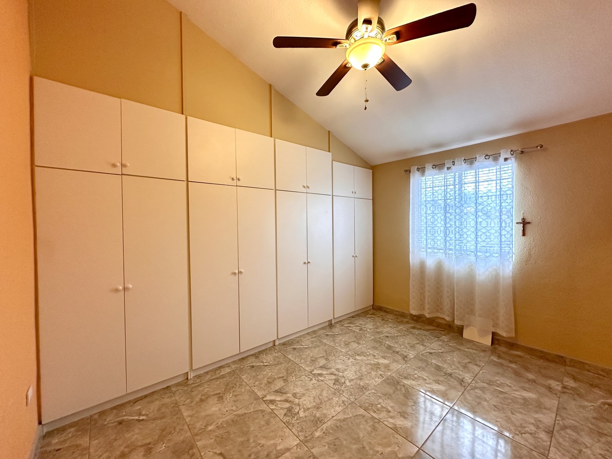 21 de 28: Recámara secundaria