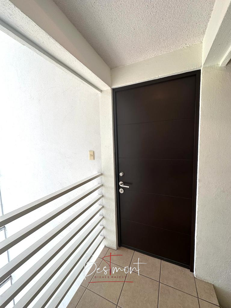 5 de 23: Puerta depto