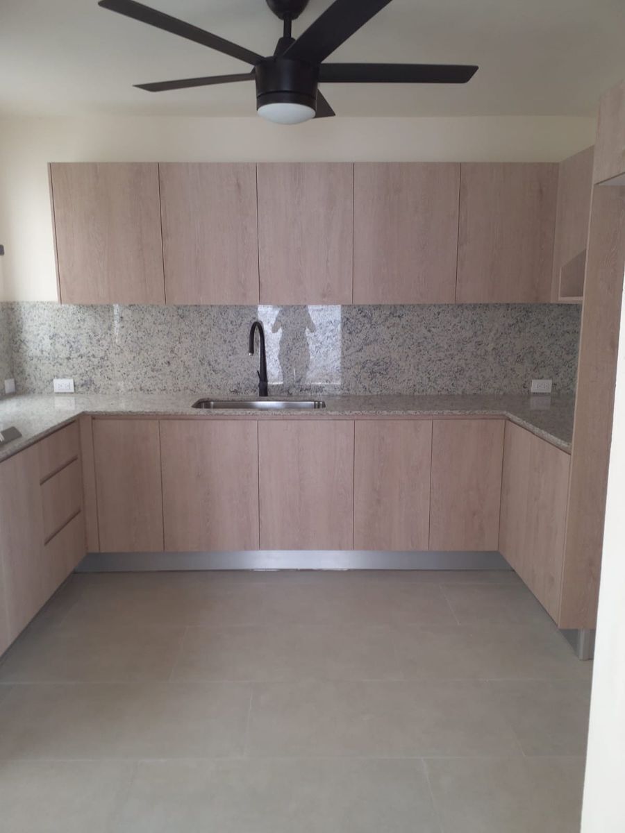 19 de 28: Cocina Integral Vestida