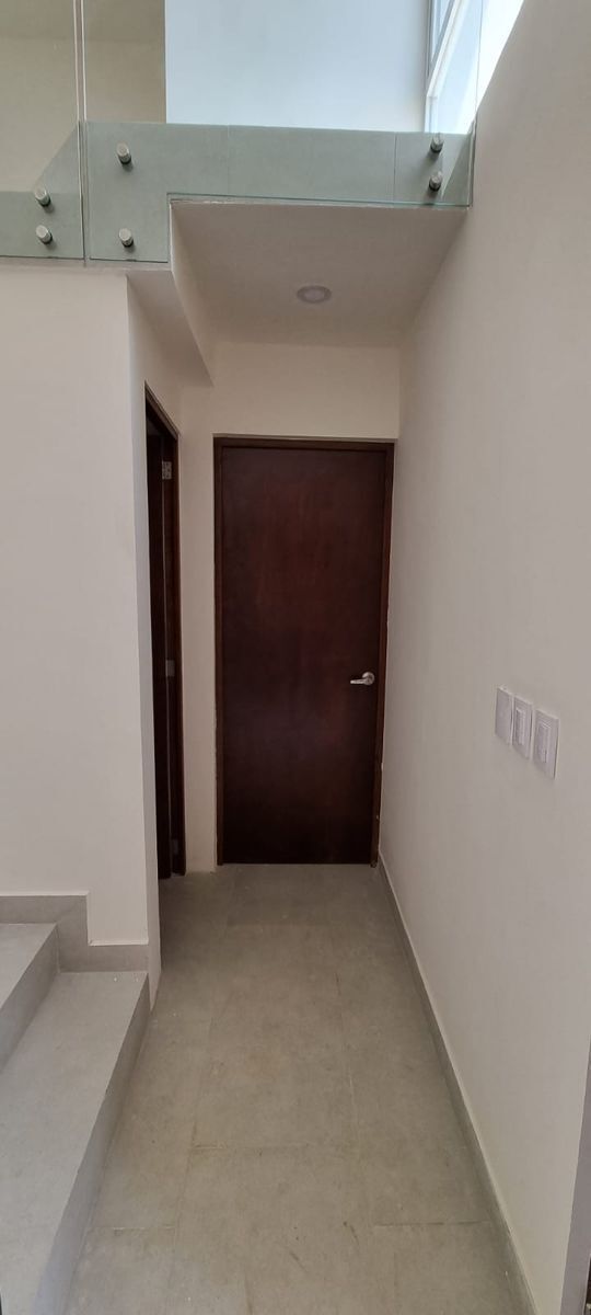 11 de 28: Acceso Recamara Principal