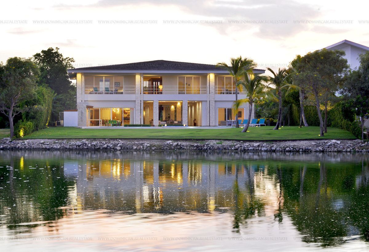 1 de 48: Se Vende Villa de 7 hab en Hacienda, Punta Cana Resort 1