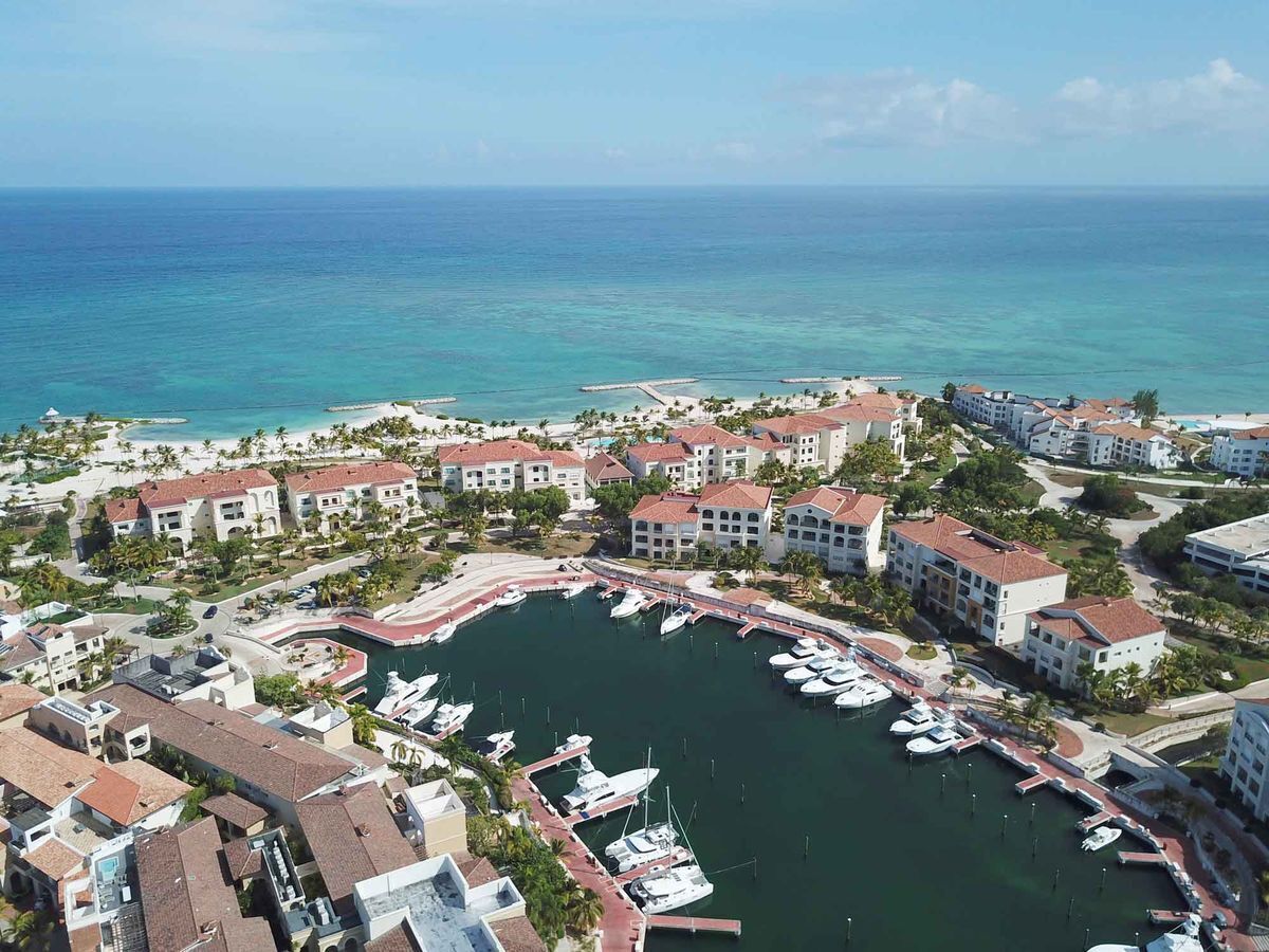 20 de 28: Se Vende Apartamento con vista al mar en Cap Cana 20
