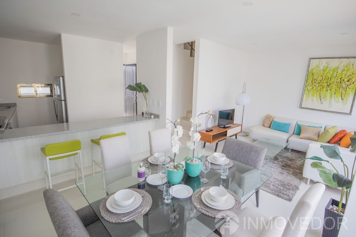 2 de 47: Kaan Townhouse