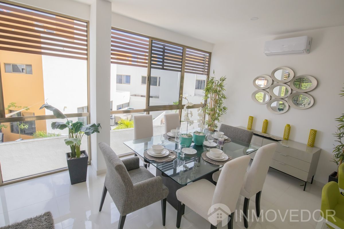 16 de 47: Kaan Townhouse