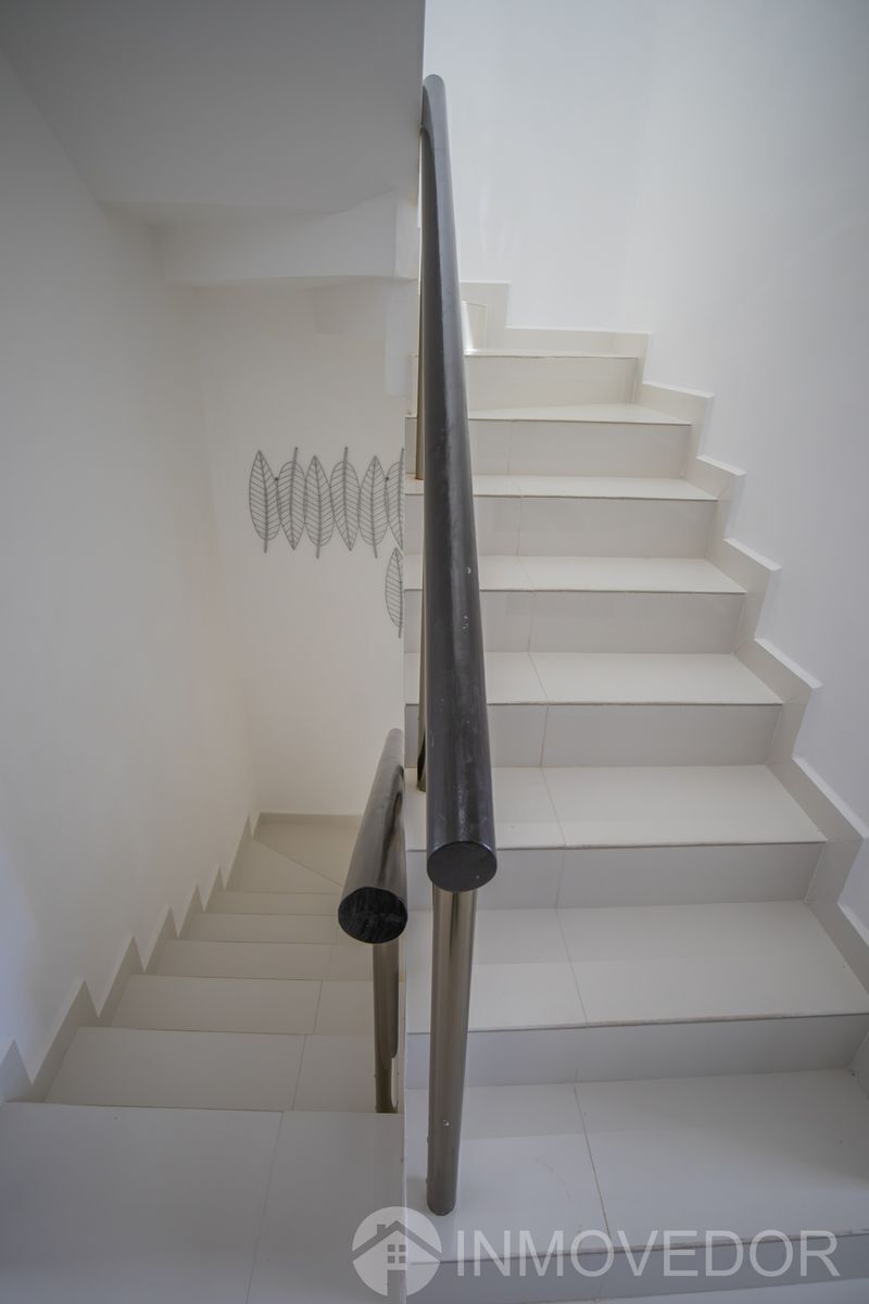 34 de 47: Kaan Townhouse