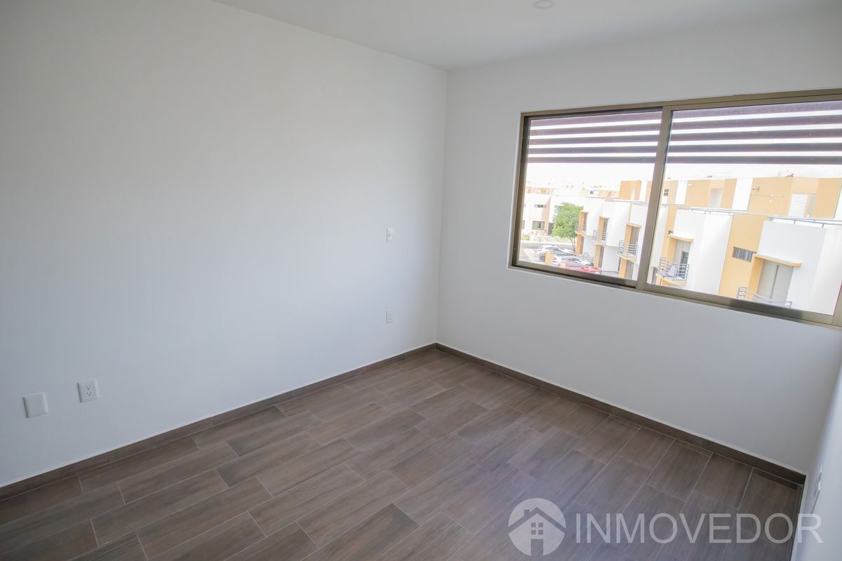 44 de 47: Kaan Townhouse