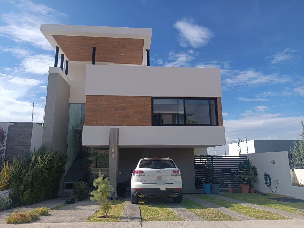 1 de 44: Hermosa y moderna Fachada