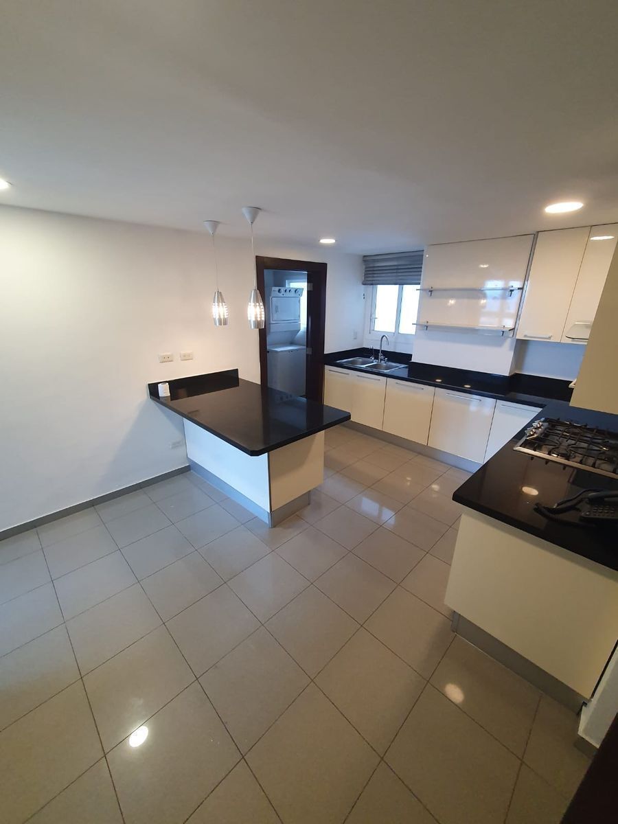 Apartamento en Los Cacicazgos, Santo Domingo Centro (Distrito Nacional), foto 13 de 37