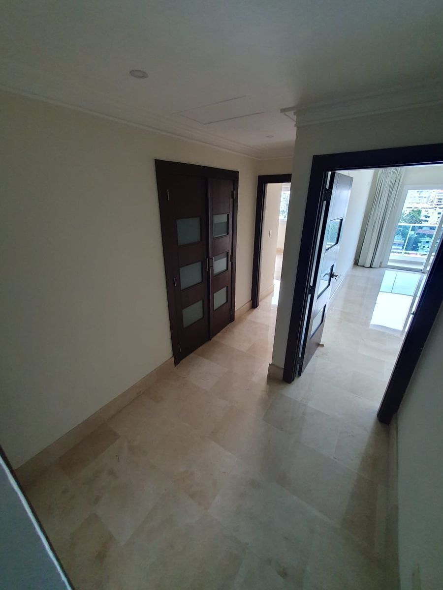 Apartamento en Los Cacicazgos, Santo Domingo Centro (Distrito Nacional), foto 32 de 37