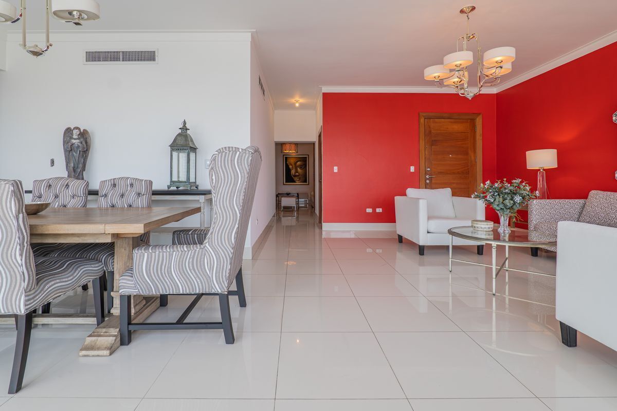 5 de 32: Comedor/Sala