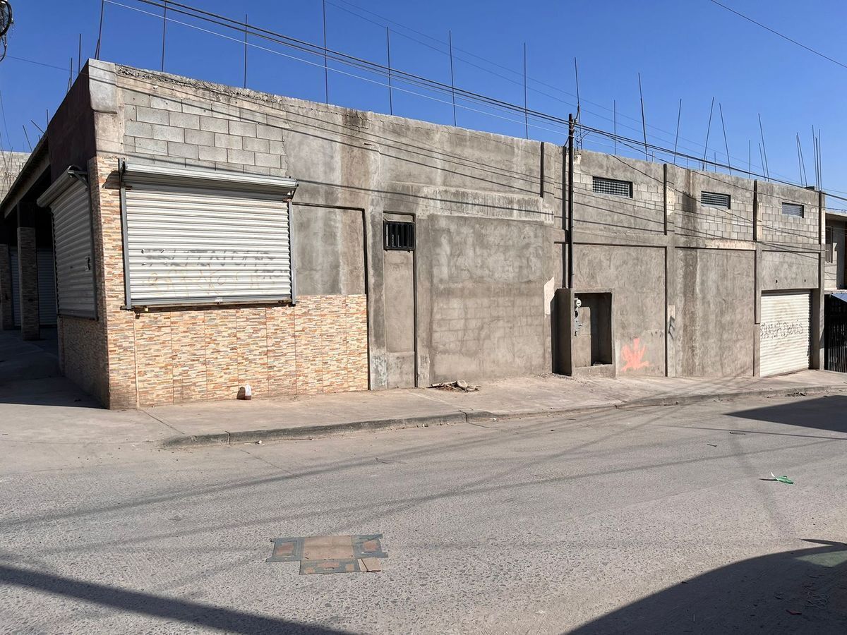 3 de 15: Acceso Lateral a Sótano